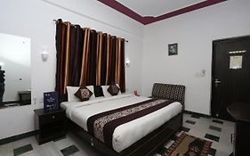 Hotel Priya Agra