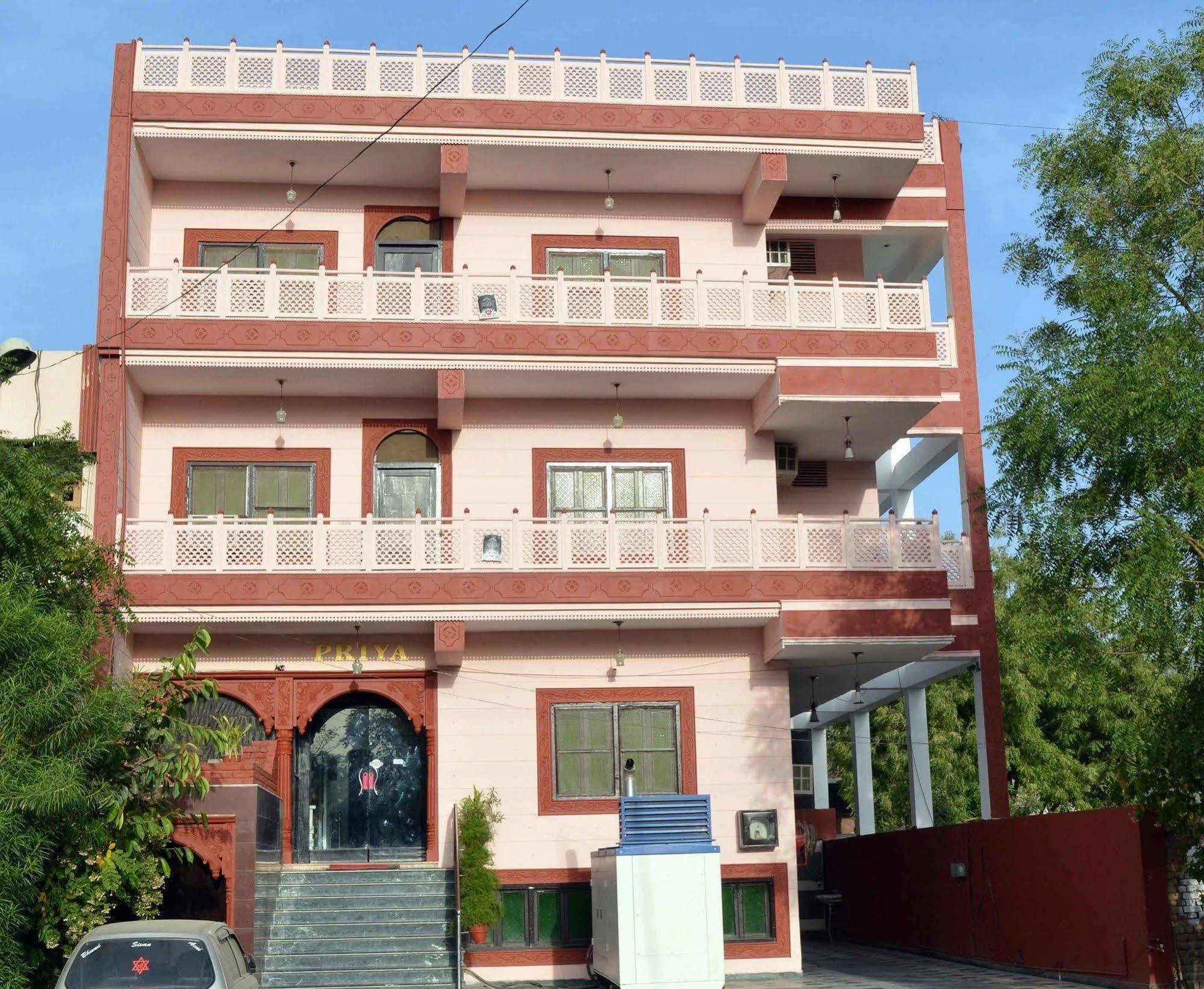 Hotel Priya Agra  Exterior photo